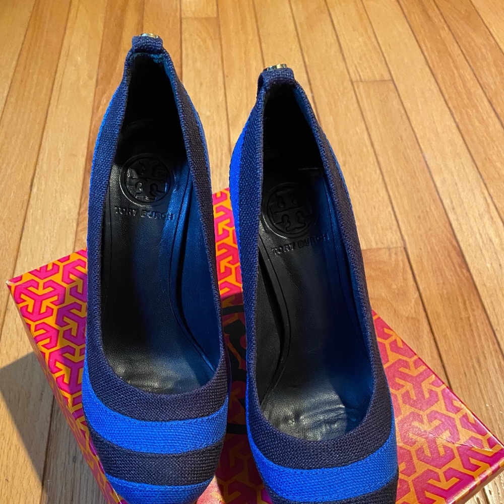Adorable Tory Burch & Cobalt Blue heels - Picture 2 of 13